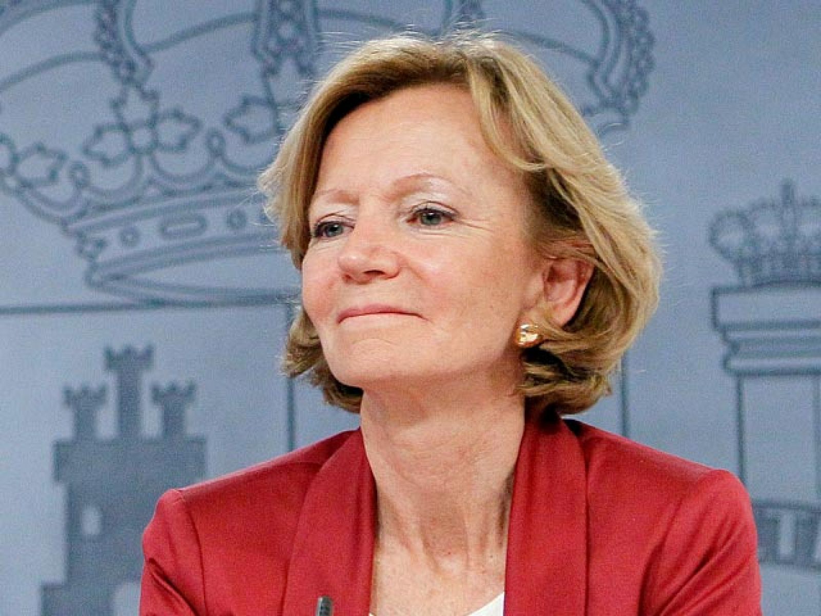 Elena Salgado: "Debe contribuir más quien más tiene" | Ver