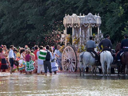 - Hermandades hacia El Rocío