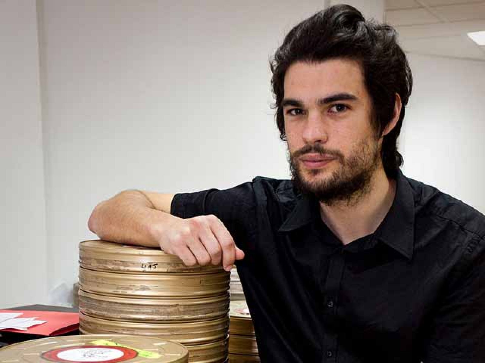 Óliver Laxe, Premio FIPRESCI en Cannes por 'Todos vós sodes capitáns' | Ver