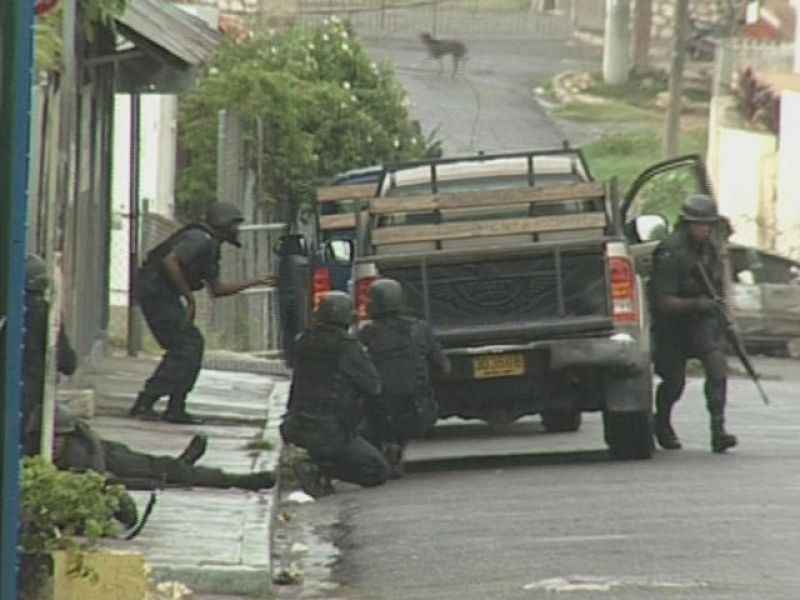 Jamaica, en estado de emergencia por los disturbios a favor de un narcotraficante