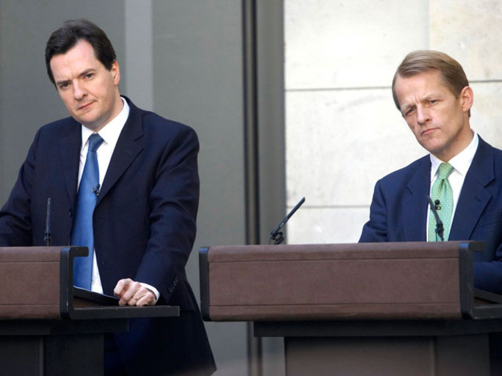 Telediario 2 en cuatro minutos - 24/05/10 | Ver