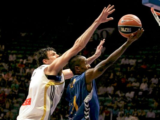 Baloncesto en RTVE - Real Madrid 67-60 Cajasol