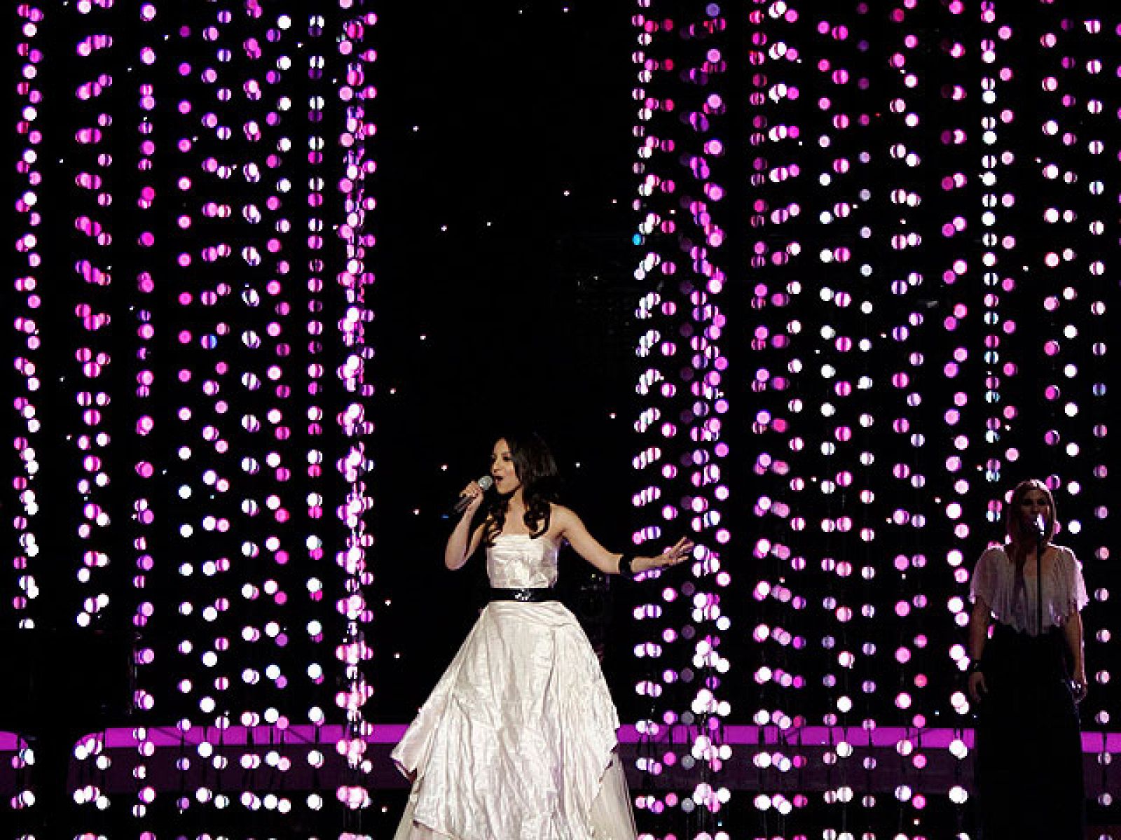 Actuación Portugal, Filipa Azevedo, "Há Dias Assim" en la primera semifinal
