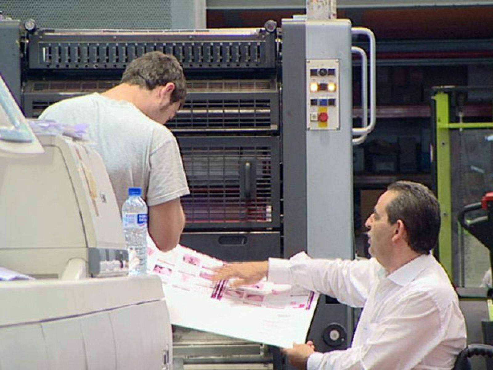 El mundo se mueve contigo / Capacita2: Funhnpaiin Empleo