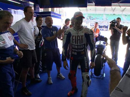  - Jorge Lorenzo, muy de cerca