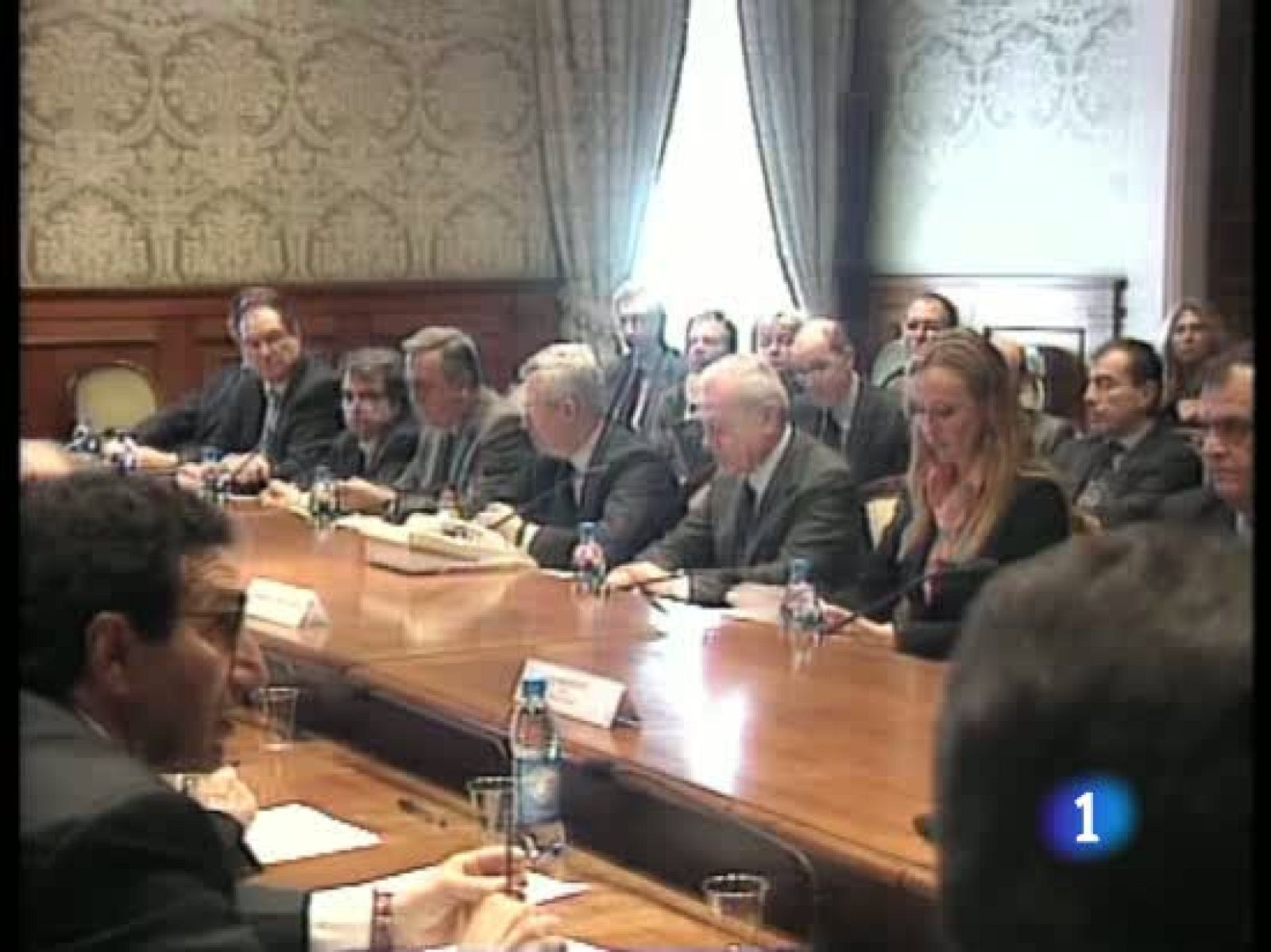 Los italianos conocerán esta tarde los detalles del plan que ayer aprobó el Consejo de Ministros | Ver