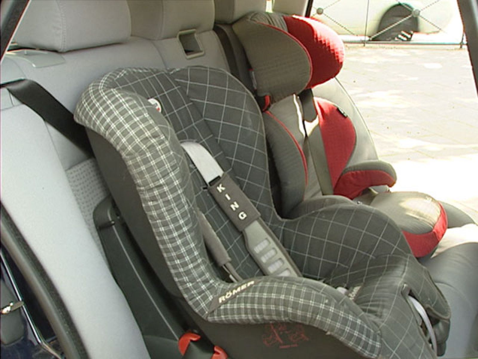 Aproximadamente el 20% de los niños muertos en accidentes de tráfico no iban sujetos con sistemas de retención | Ver