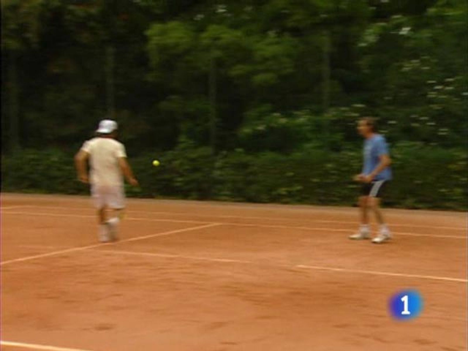 Tiempo para el fútbol-tenis en Roland Garros | Ver