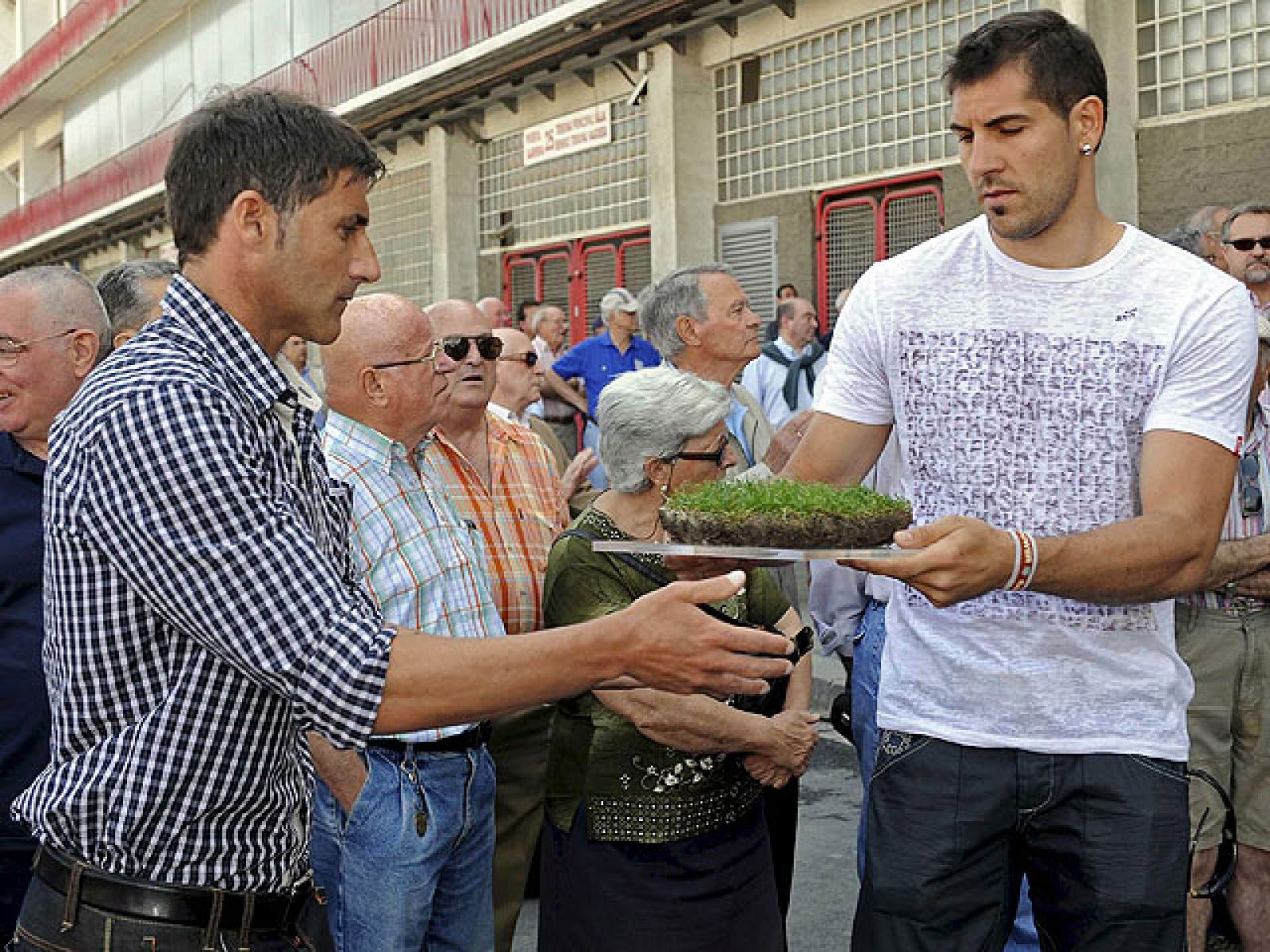 La primera piedra de la nueva Catedral | Ver
