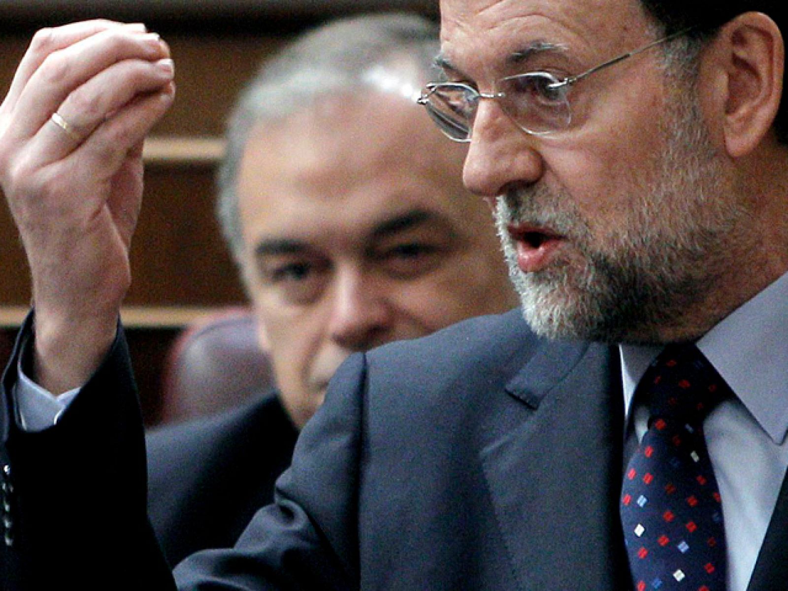 Rajoy: "No, claramente no al decreto ley por improvisado, insuficiente e injusto" | Ver