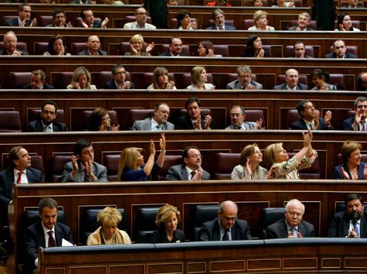 Telediario 1 - Telediario en 4' - 27/05/10