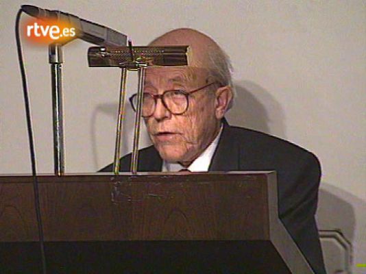 Fue noticia en el Archivo de RTVE - J.Lozano, Premio Nacional Letras