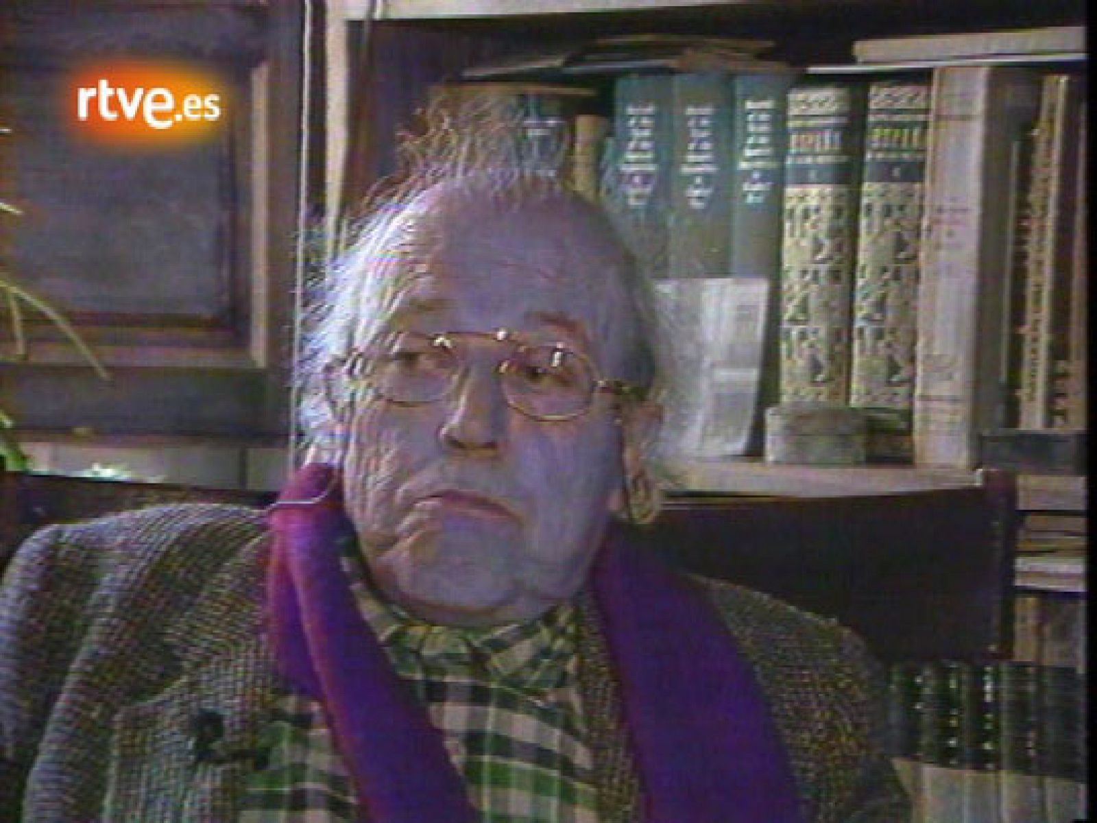 J.Lozano, Premio Nacional Letras