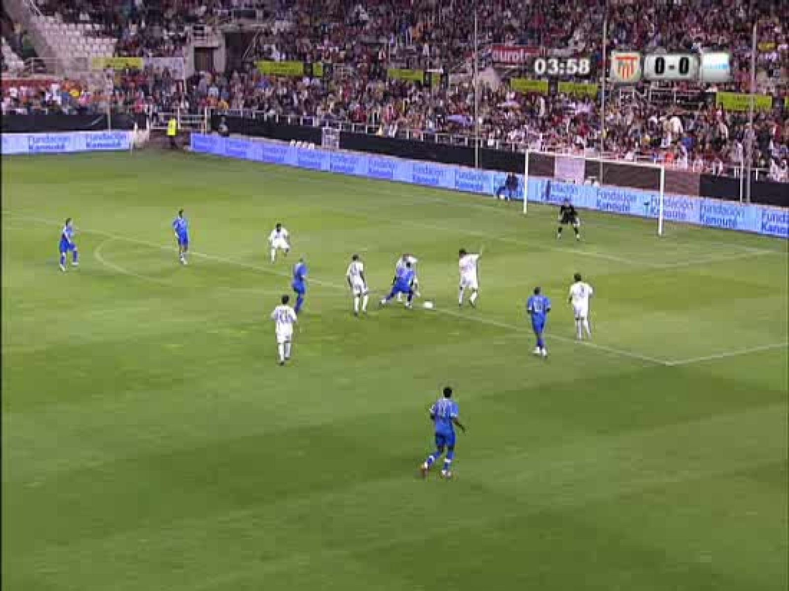 El Sevilla gana por 5 a 3 en el partido UNICEF