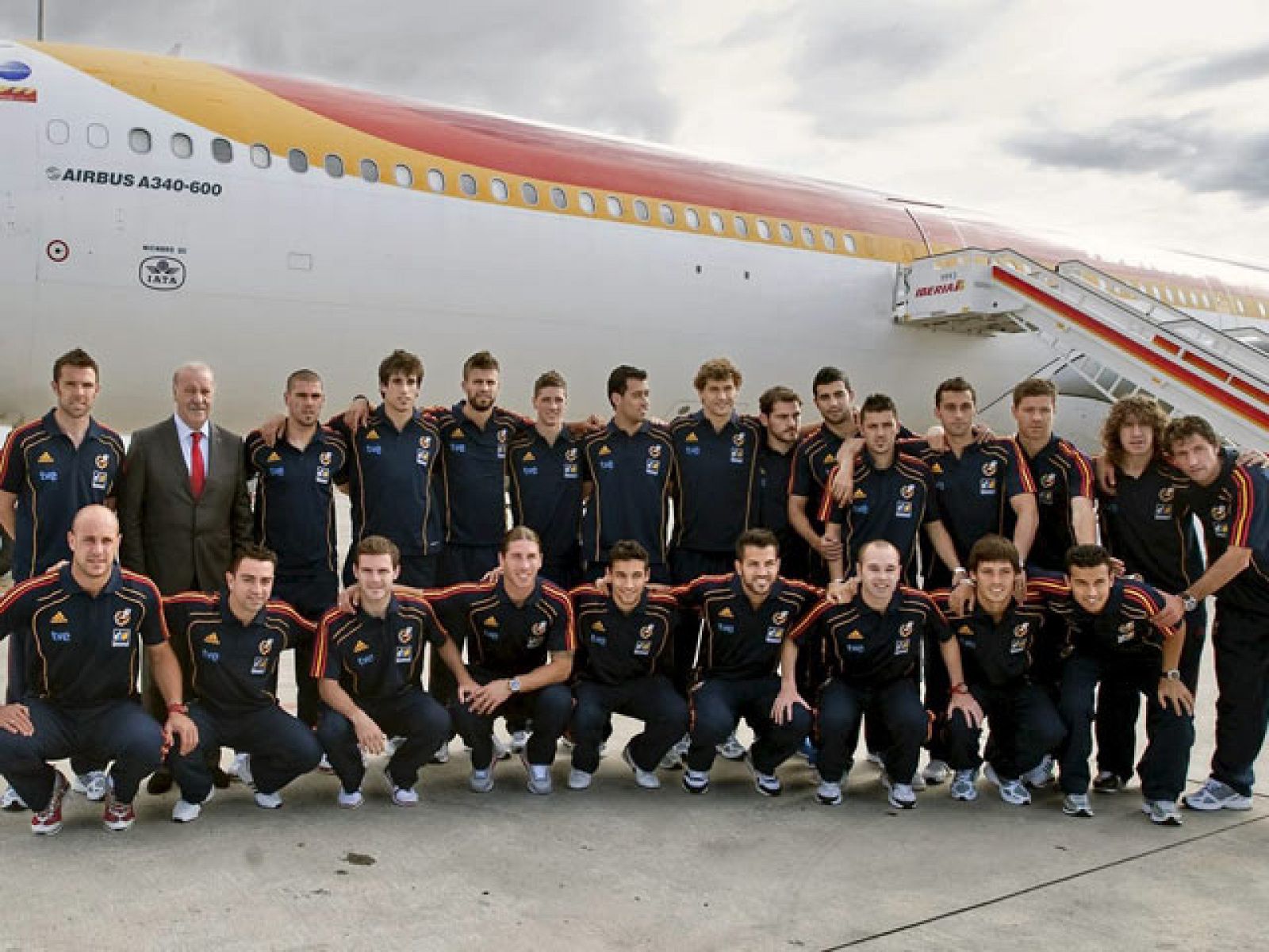 La selección española ha vuelto a Austria, el país que le vio proclamarse campeona de europa para disputar dos partidos amistosos ante Arabia Saudí, este sábado, y Corea del Sur, el próximo jueves.