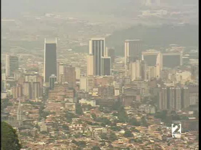 Los escándalos de la 'parapolítica' sacuden Colombia | Ver