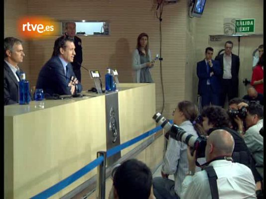  - Valdano se justifica ante Mourinho