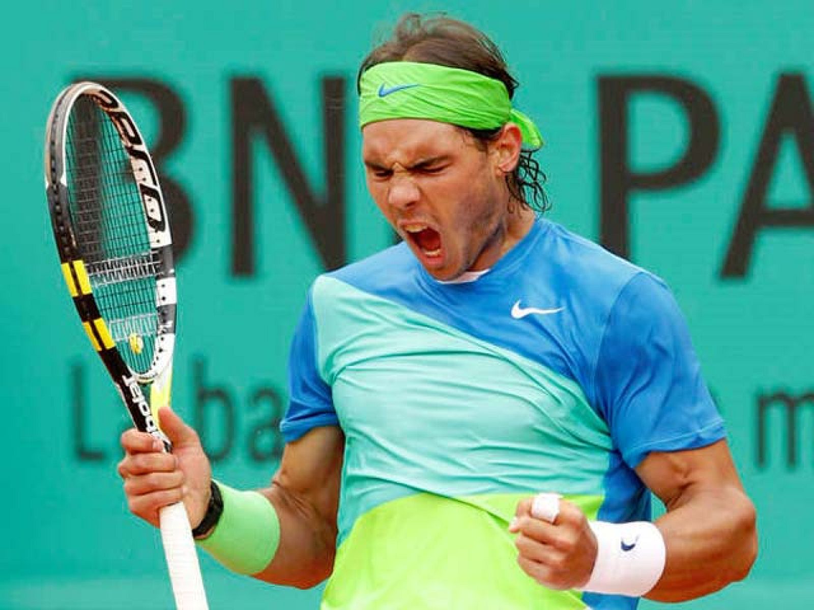 Nadal consigue su victoria 200 en tierra | Ver
