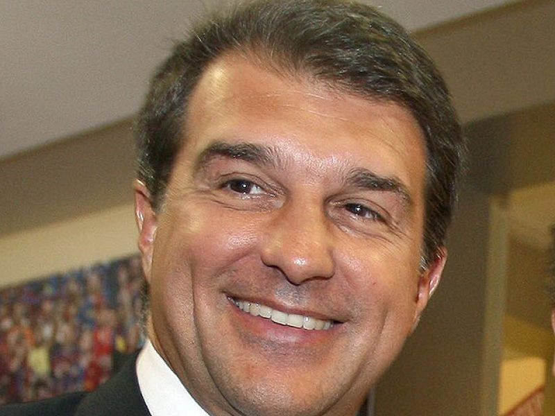 El presidente del Barcelona ha asegurado que el fichaje de Mourinho por el Real Madrid se debe a la "barcelonitis" que sufre el equipo blanco.