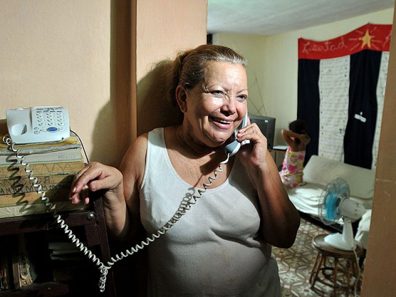 Al menos seis presos políticos cubanos han sido ya trasladados a cárceles cercanas a sus casas tras el encuentro entre la jerarquia de la Iglesia Catolica y el presidente Raul Castro de hace dos semanas.