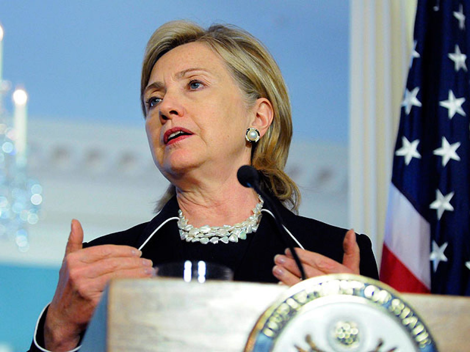 El ataque israelí a la 'Flotilla de la Libertad' ha comprometido a algunos países e instituciones internacionales que tienen en el país judio a un aliado. Organizaciones como la OTAN y la ONU han evitado condenar abiertamente al gobierno israelí mie