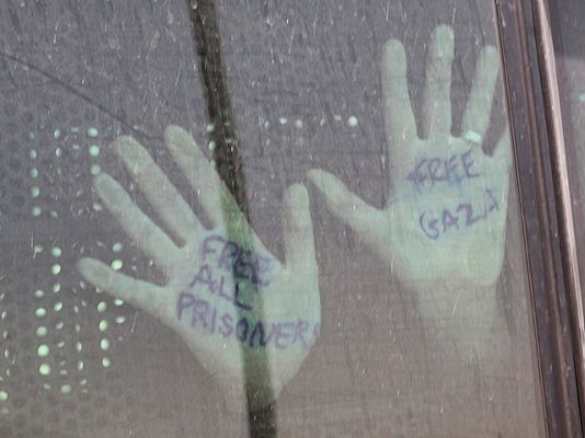  - Los activistas regresan a casa