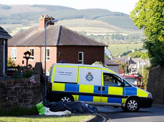 Telediario 1 - Telediario en 4' - 02/06/10