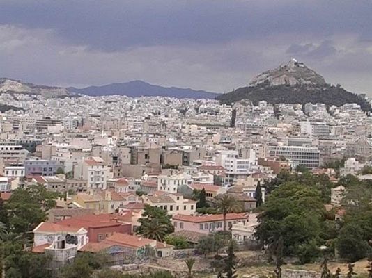 Comando Actualidad - Almudena, 13 años en Grecia