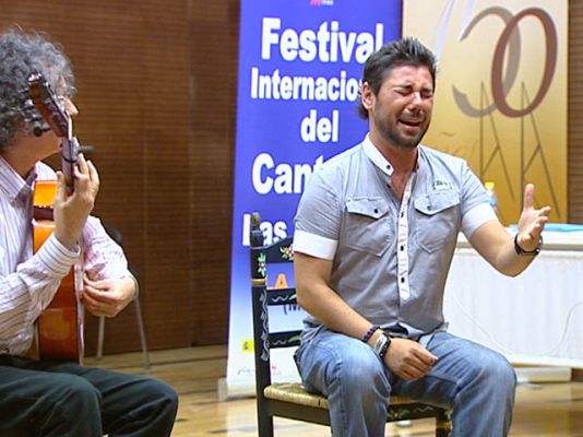  - Miguel Poveda hace de profesor