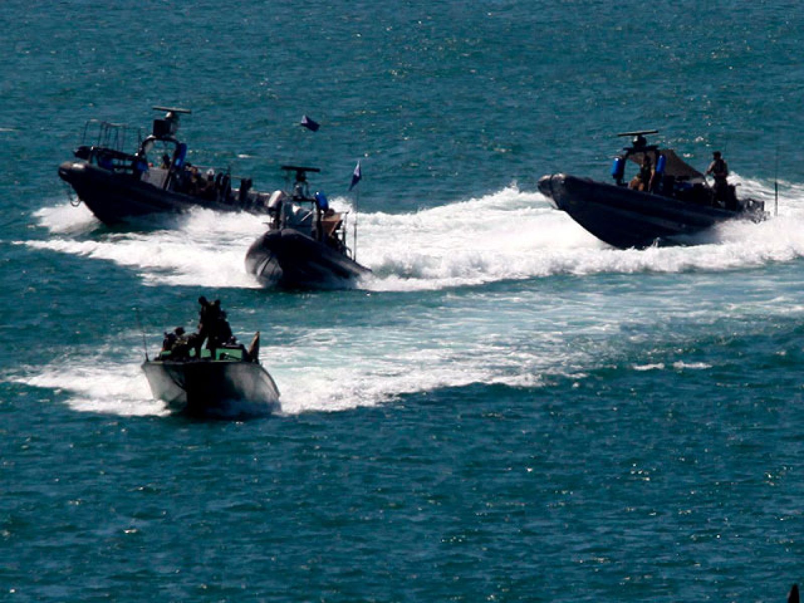 El ejército israelí aborda el barco irlandés "Rachel Corrie"