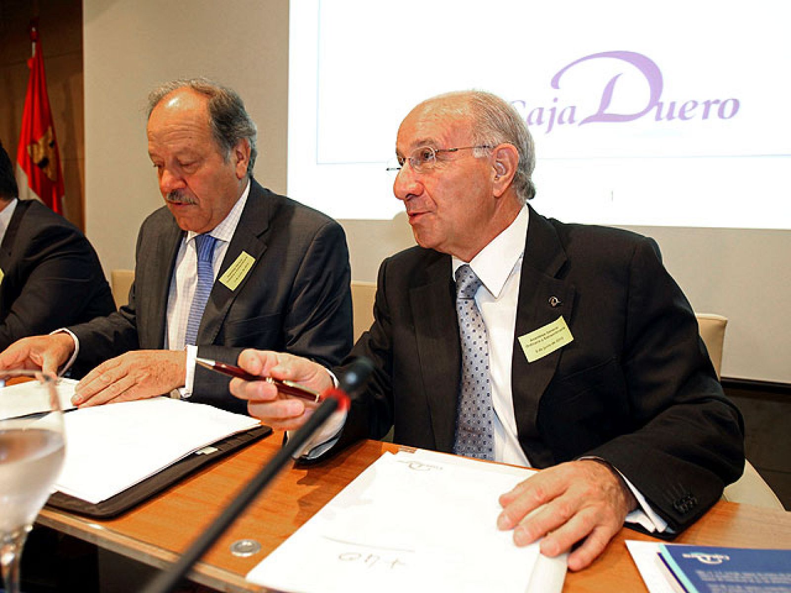 La fusión entre Caja Duero y Caja España ya es un hecho