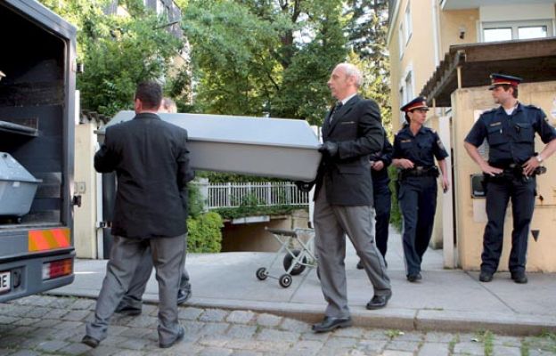  - Un austríaco mata a toda su familia