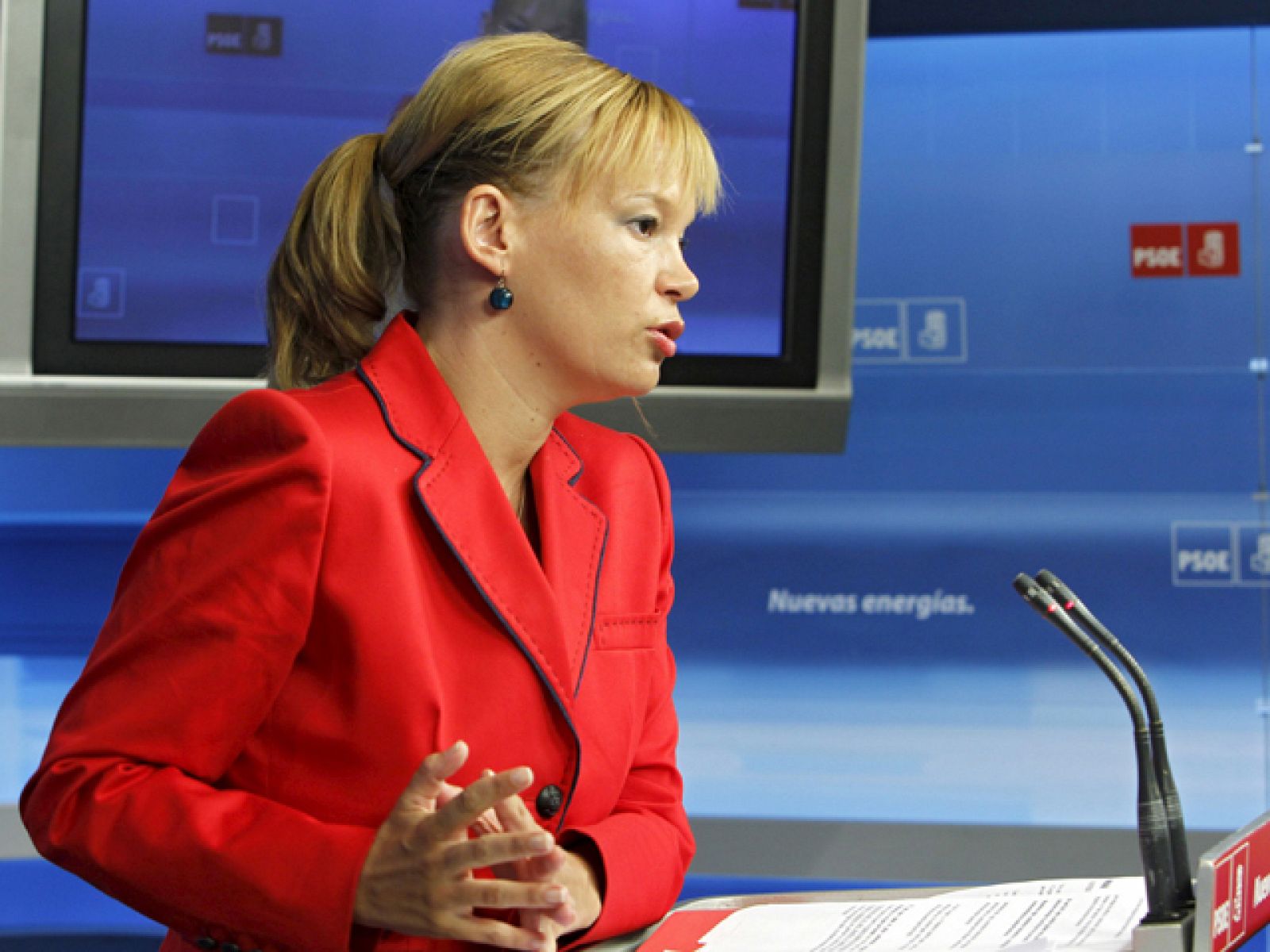 El anuncio de un plan de ahorro en Alemania ha servido para volver a marcar diferencias entre populares y socialistas | Ver