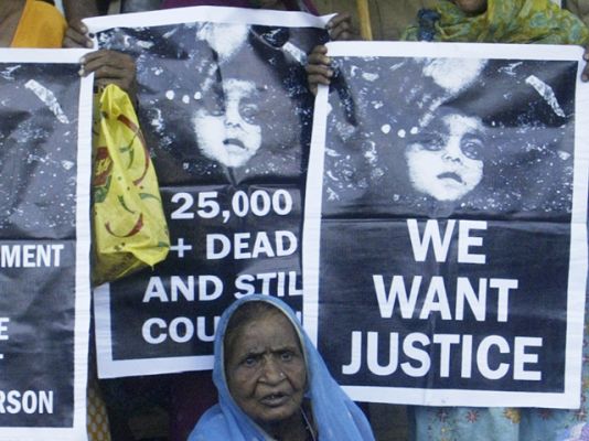 Telediario 1 - Telediario en 4' - 07/06/10