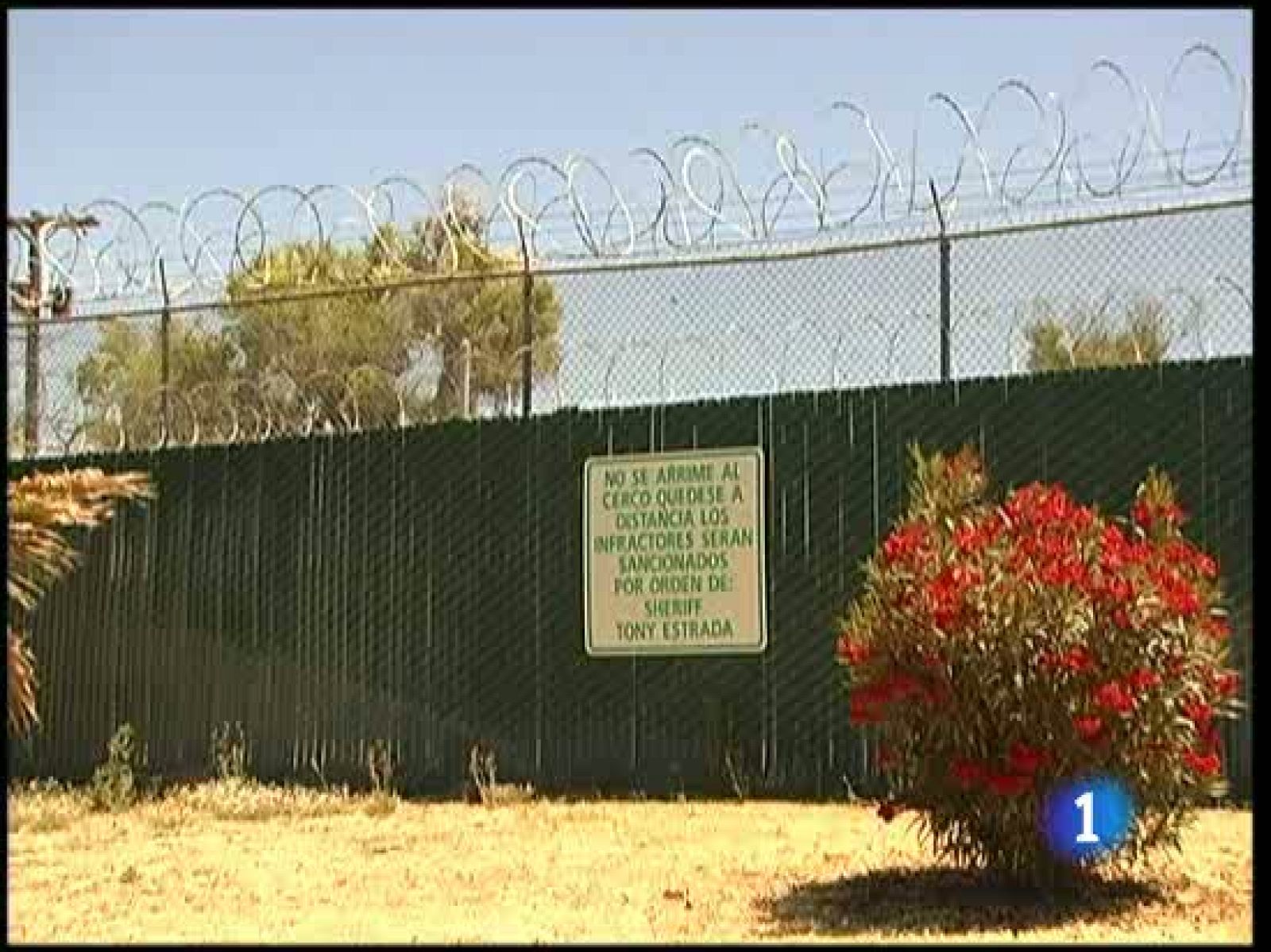 Un equipo de Televisión Española ha estado en el paso de Nogales con Arizona | Ver