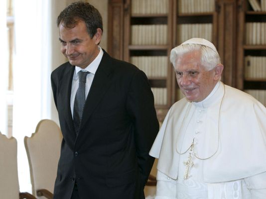 Telediario 1 - Telediario en 4' - 10/06/10