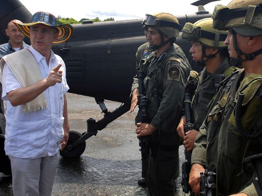  - Rescatan a tres rehenes de las FARC