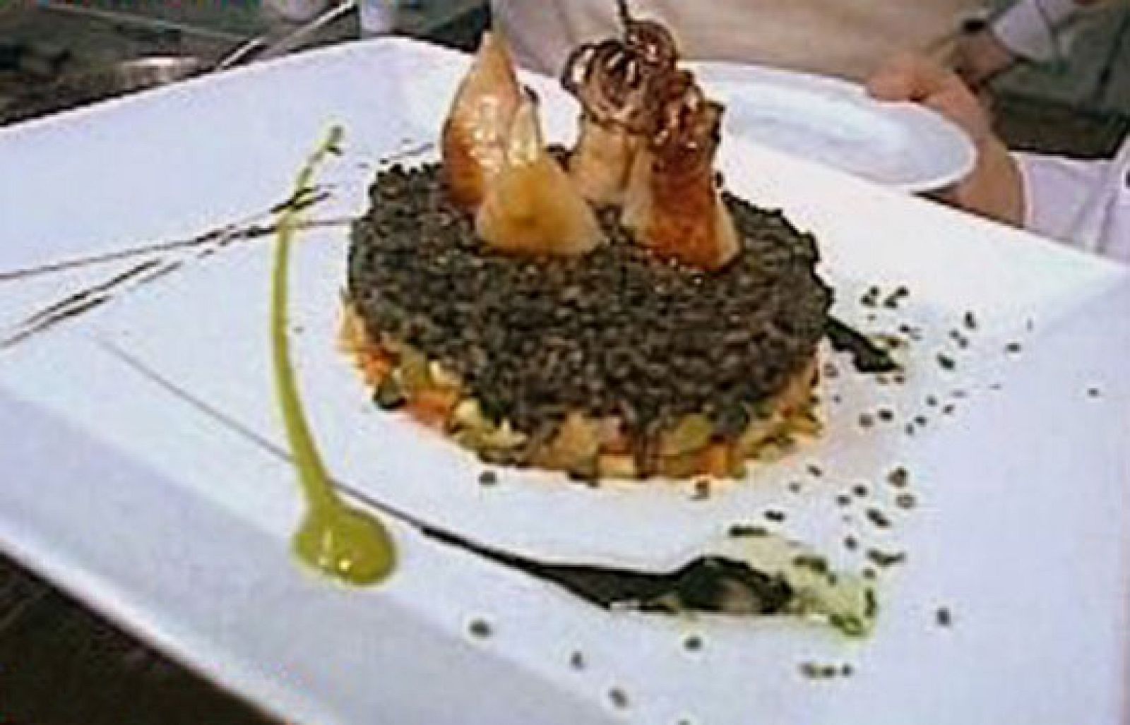 España Directo - Arroz negro con chipirones - RTVE Cocina | Ver