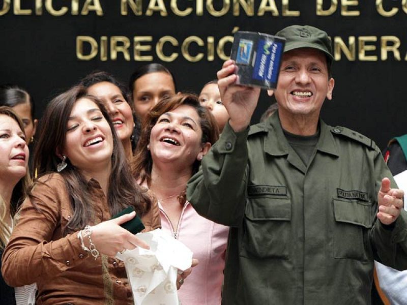 Telediario 2 en cuatro minutos - 14/06/10 | Ver