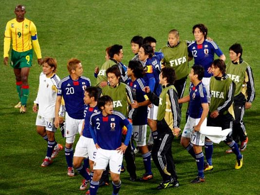  - Japón se estrena con victoria
