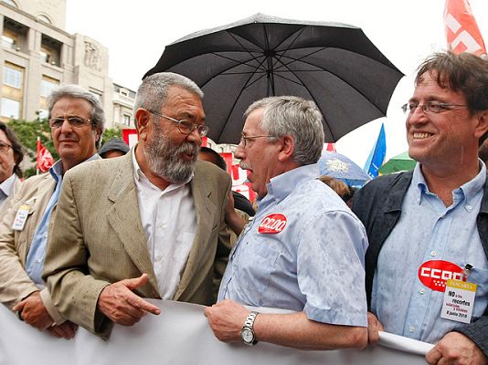 Telediario 1 - Telediario en 4' - 15/06/10