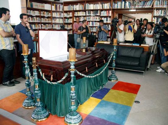 Telediario 1 - Telediario en 4' - 18/06/10