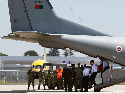 Telediario 1 - Telediario en 4' - 19/06/10