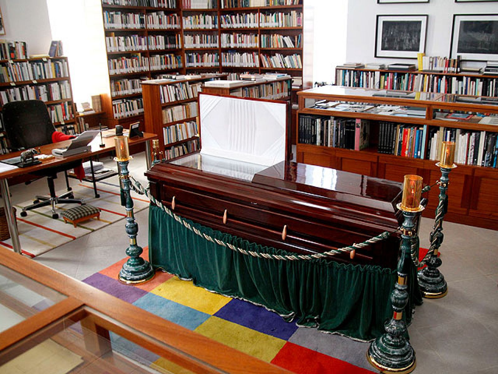 Lanzarote sigue de luto por Saramago | Ver