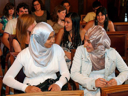 Informe Semanal - Lo que el velo oculta