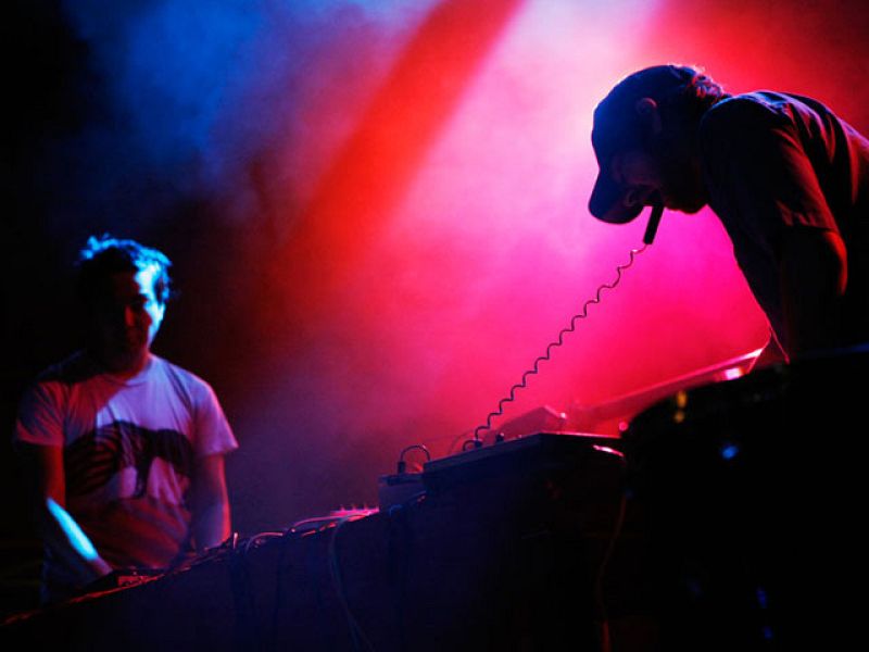 Sónar 2010 - Actuación de Fuck Buttons