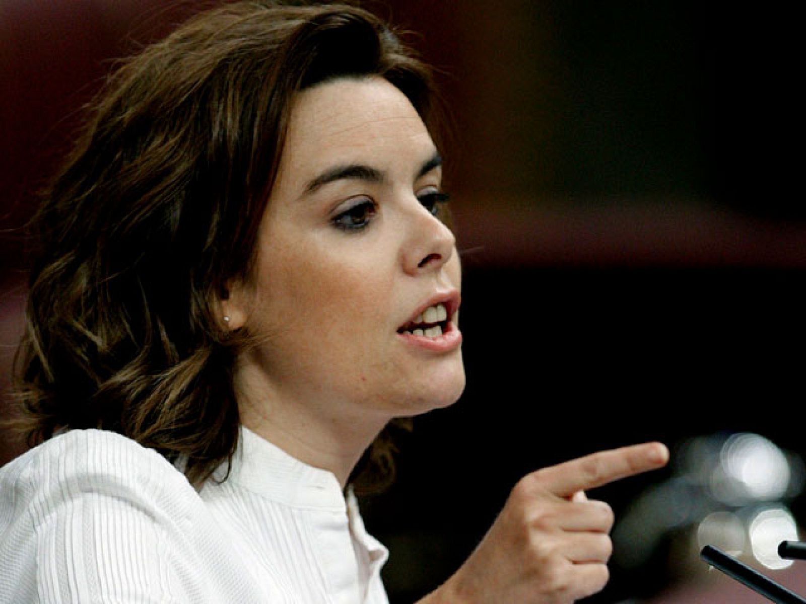 Soraya Sáenz de Santamaría: "La reforma laboral del Gobierno es la del despido" | Ver