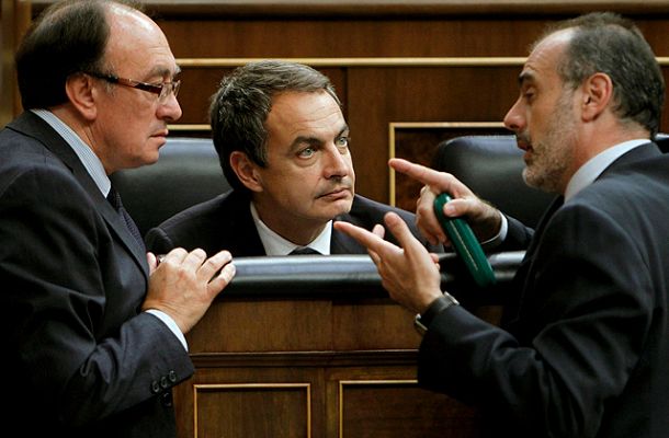 Telediario 1 - Telediario en 4' - 23/06/10