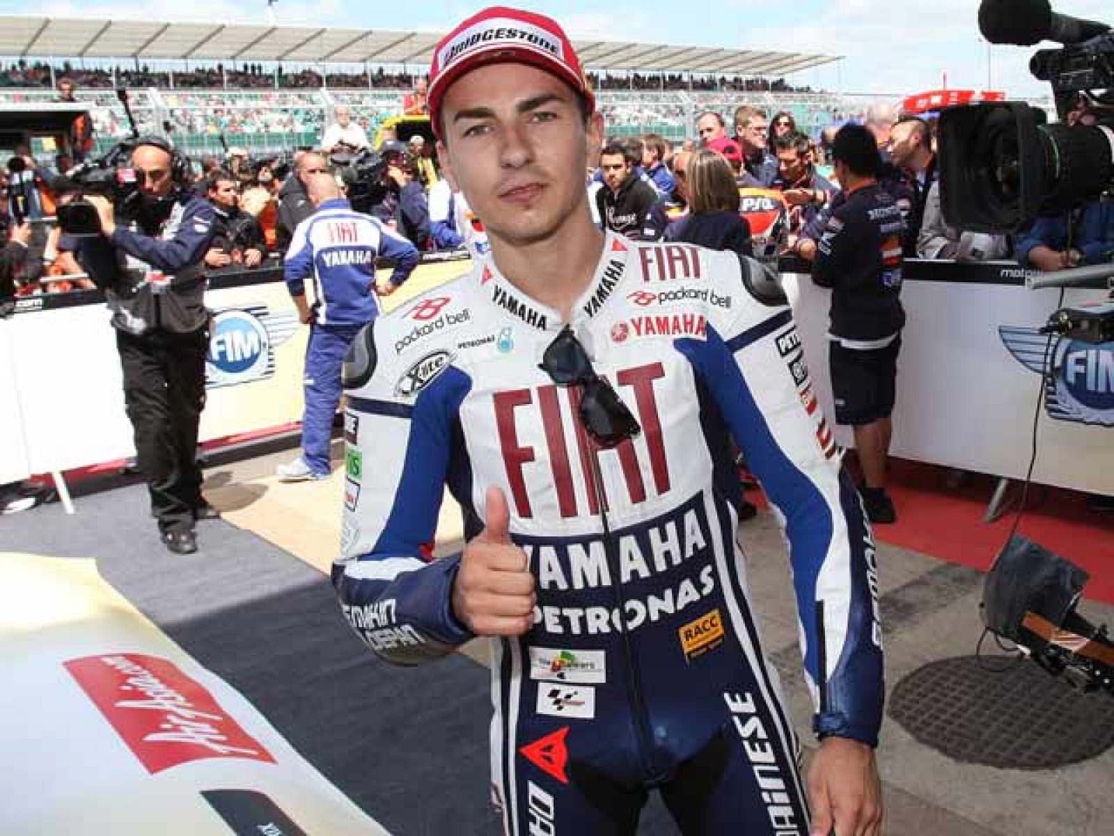 Undécimo programa de la temporada de 'Paddock GP', dedicado a repasar el Gran Premio de Gran Bretaña.