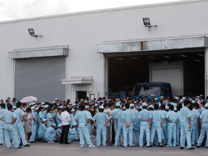 Miles de trabajadores protestan en China por las condiciones de trabajo y los bajos salarios | Ver